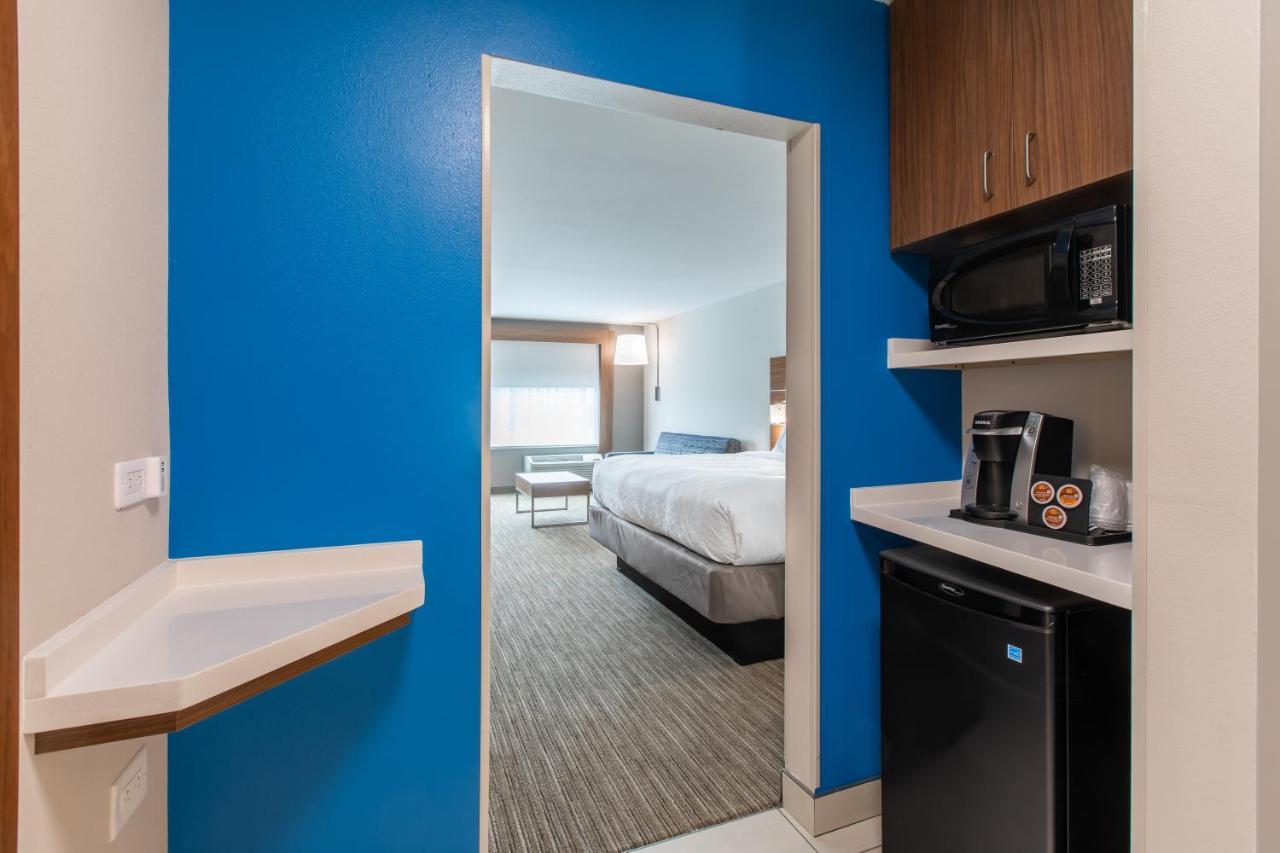 Holiday Inn Express & Suites Greenville S - Piedmont By Ihg Экстерьер фото