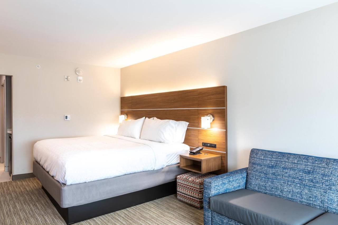 Holiday Inn Express & Suites Greenville S - Piedmont By Ihg Экстерьер фото