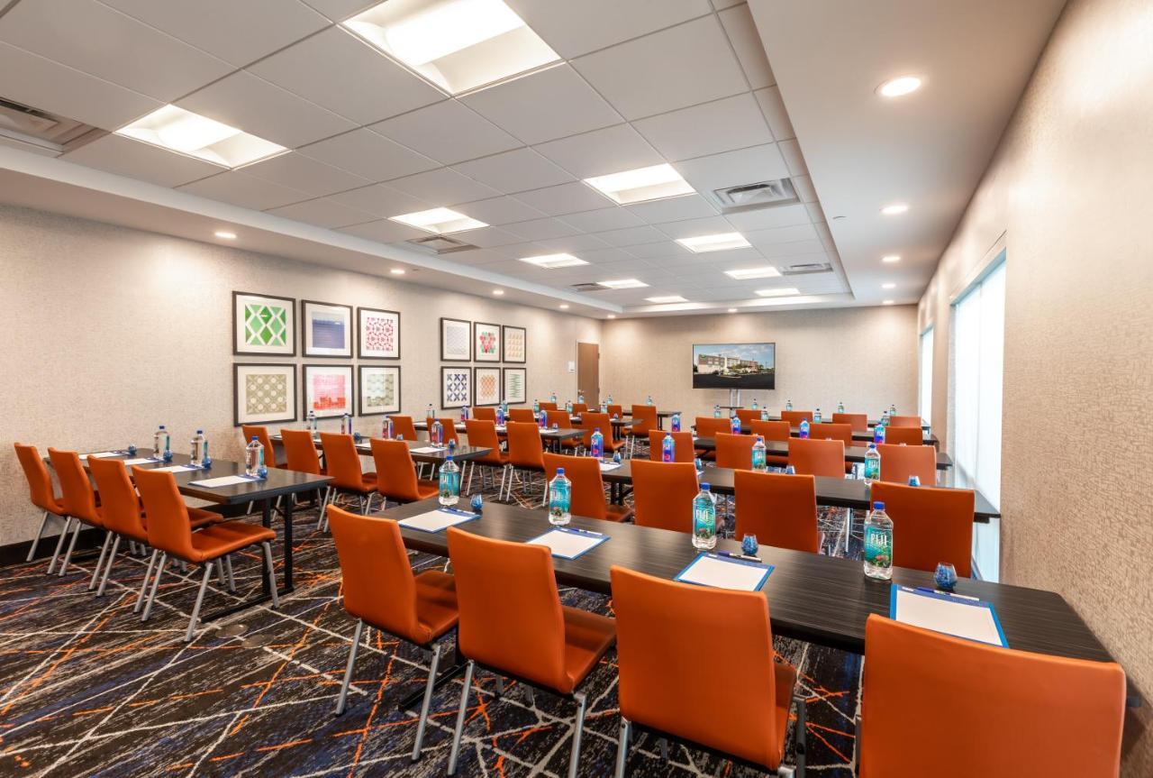 Holiday Inn Express & Suites Greenville S - Piedmont By Ihg Экстерьер фото